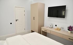 Qut Hotel